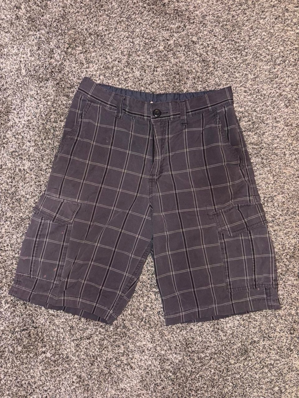 Y2K grey and black plaid cargo shorts